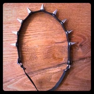 Spike studded hair band